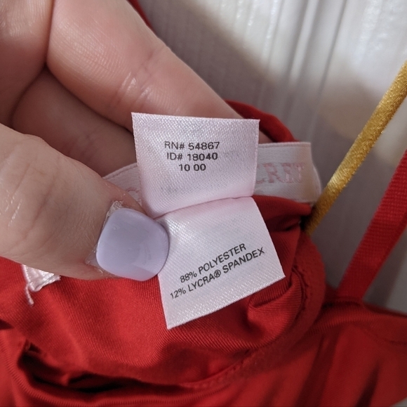 Y2K Victoria's Secret Rare Sexy Red Bodycon Keyhole Dress Gold Straps Size XS - Picture 9 of 10